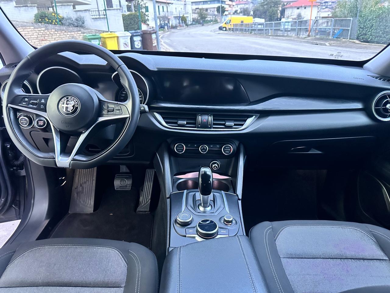 Alfa Romeo Stelvio 2.2 Turbodiesel 190 CV AT8 Q4 Business