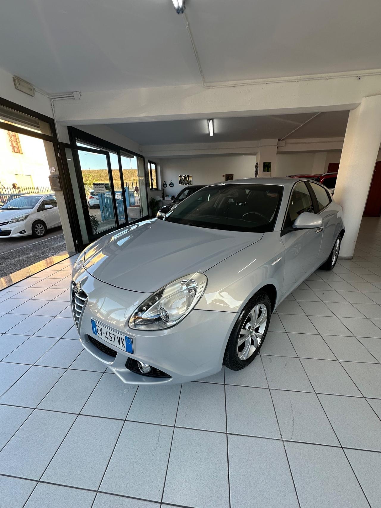 Alfa Romeo Giulietta 1.6 JTDm-2 105 CV Exclusive