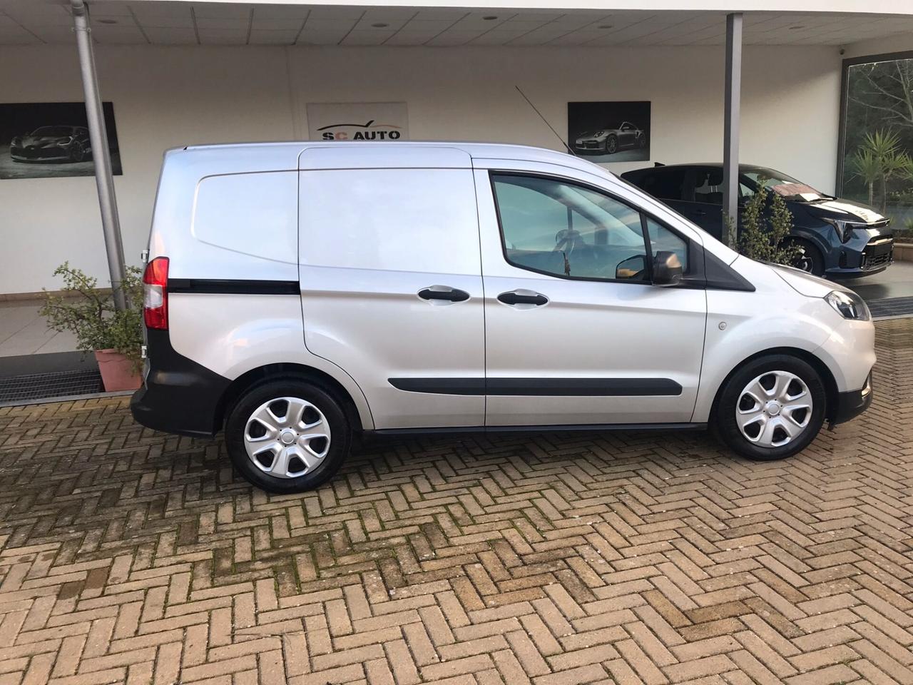 Ford Transit Courier