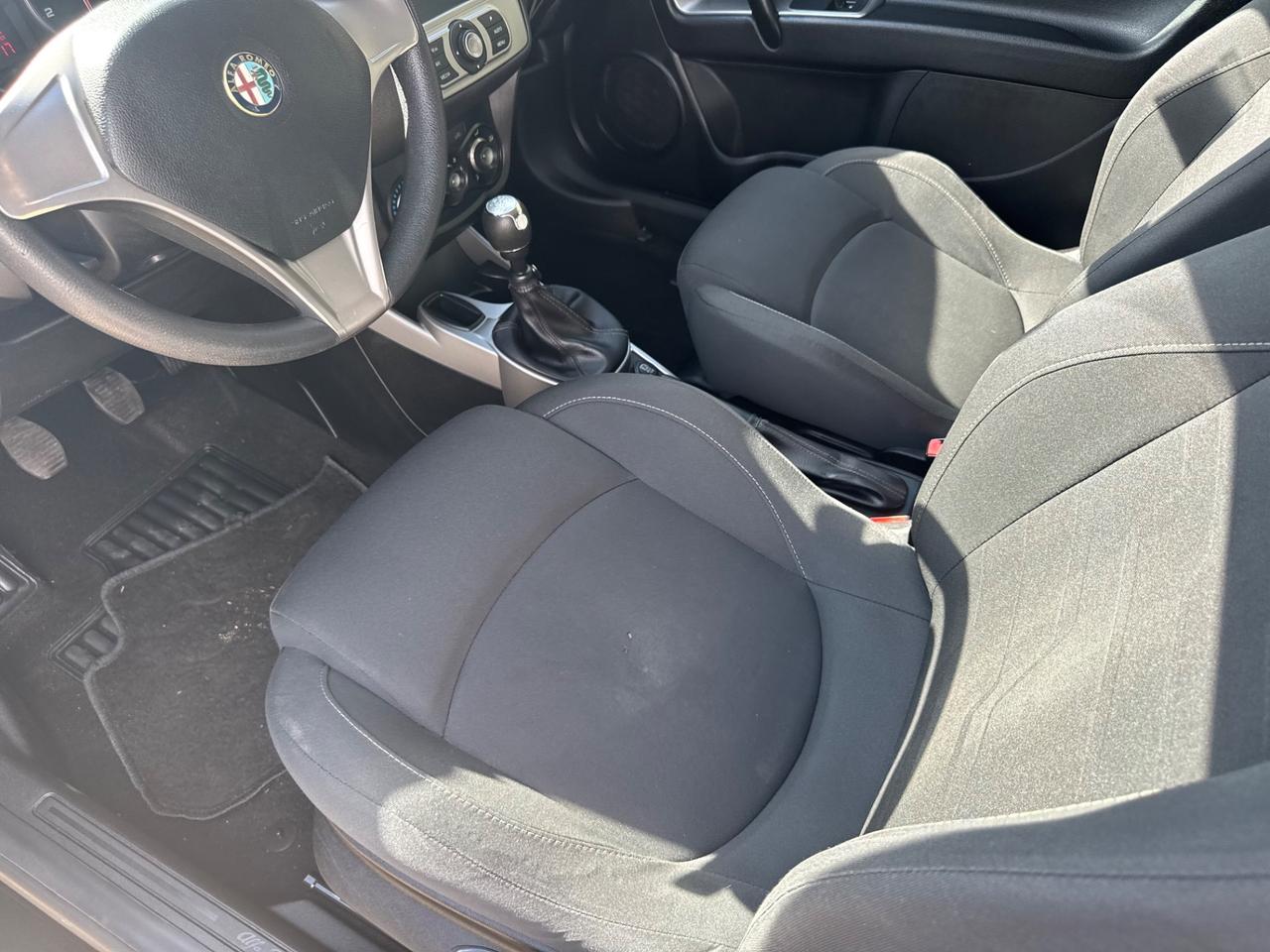 Alfa Romeo MiTo 1.4 benzina 77 cv neopatentati
