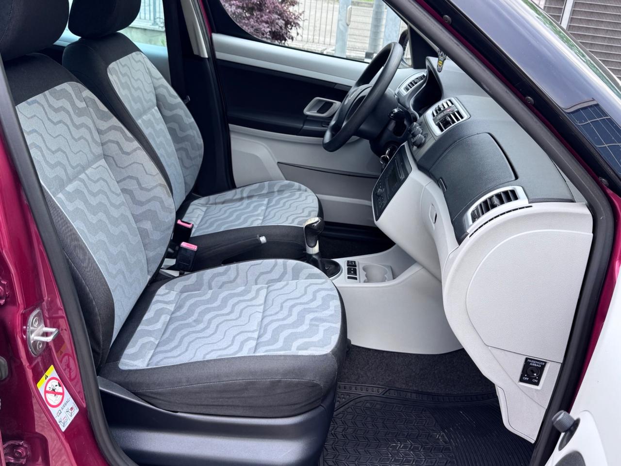 Skoda Roomster 1.2 Benzina GPL 64cv - Neopatentati