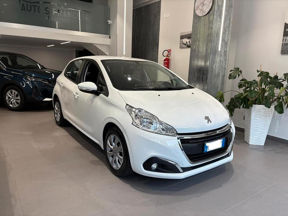 Peugeot 208 1.5 Business 100cv - 2020