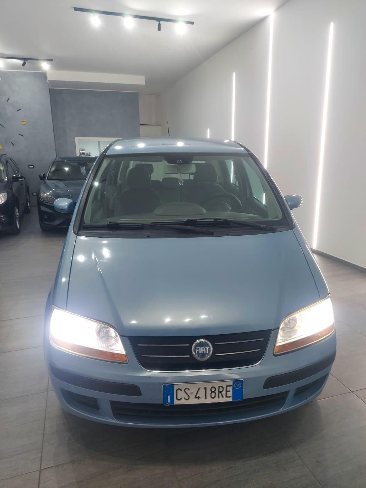 Fiat Idea 1.3 Multijet 16V Emotion 69CV