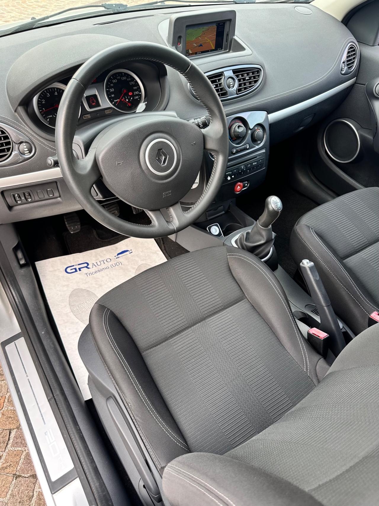 Renault Clio 1.2Bz 75Cv 5P Dynamique -Neopatentati