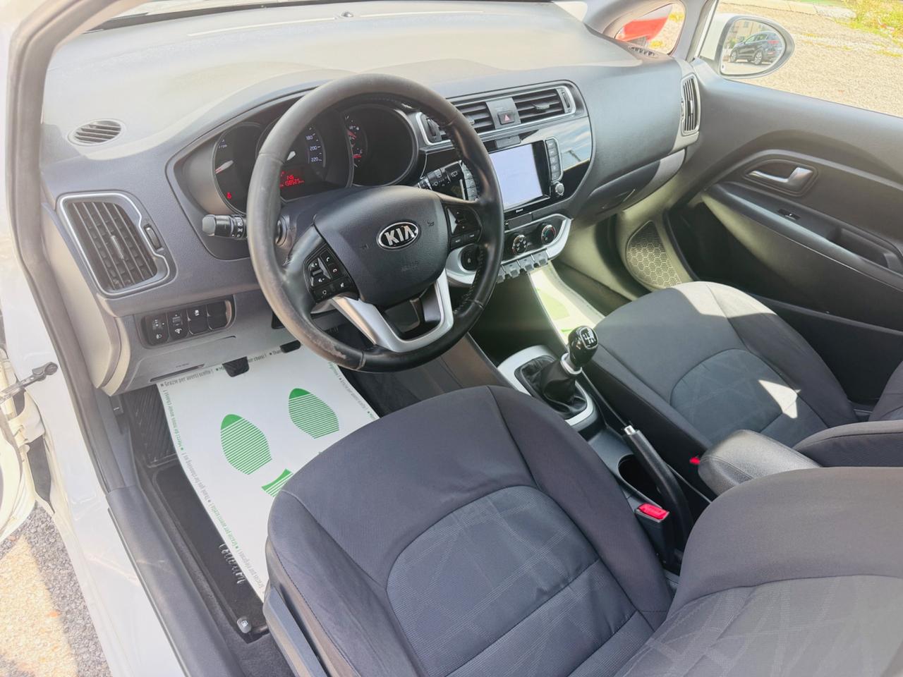 Kia Rio 1.1 CRDi 5p. Cool