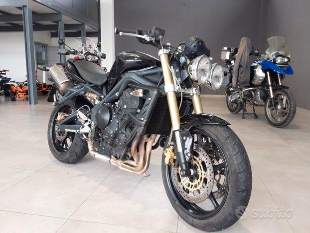 Triumph Street Triple 675