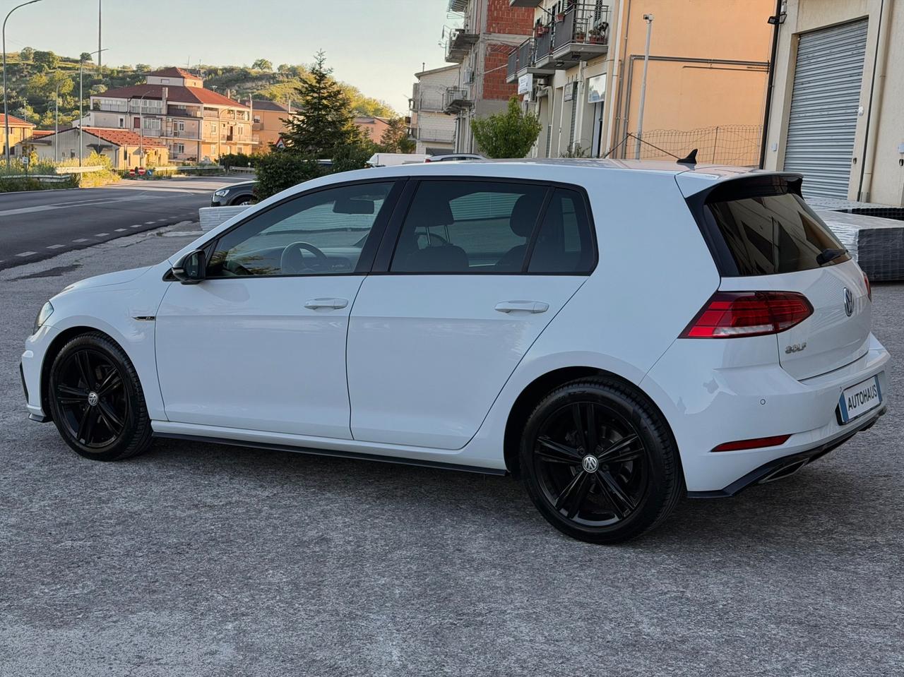 Volkswagen Golf 7.5 1.6 TDI 115 CV R-Line