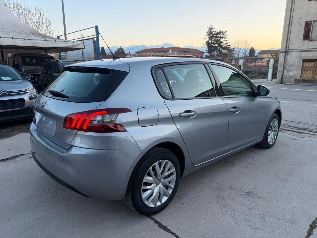 Peugeot 308 PureTech Turbo 130 S&S Active Pack