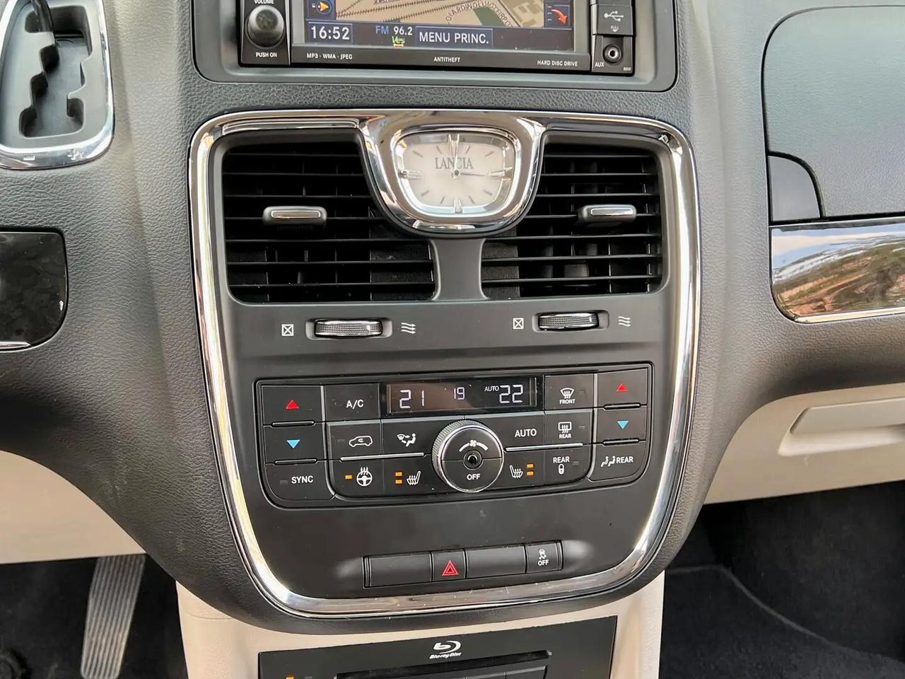 Lancia Voyager 2.8 Turbodiesel Platinum 177 CV