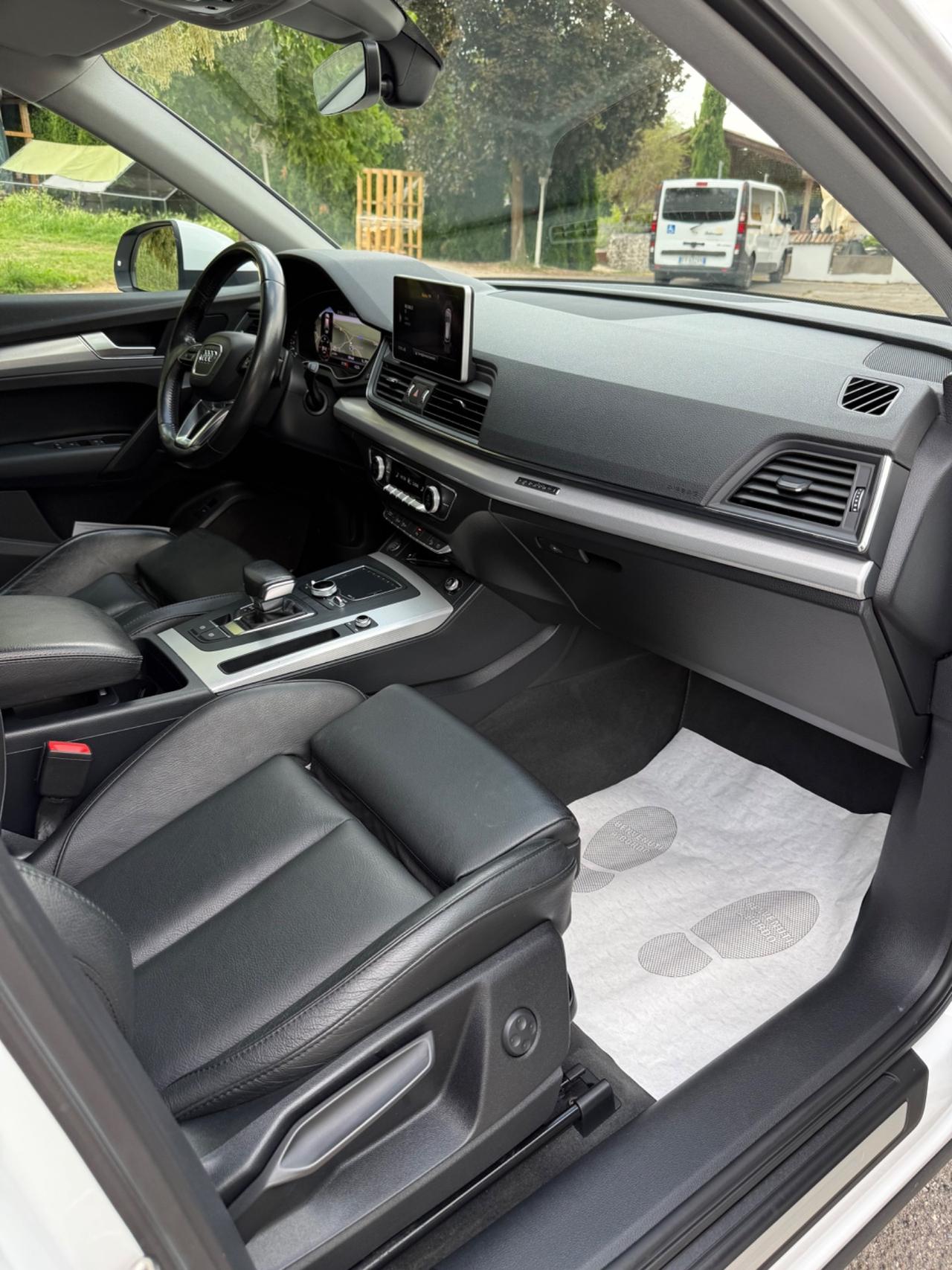 Audi Q5 2.0 TDI 190 CV quattro S tronic Business Sport