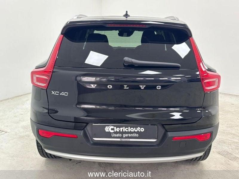 Volvo XC40 T3 Geartronic Momentum Pro