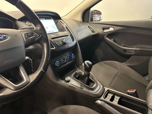 FORD Focus 1.0 EcoBoost - UNIPROP. - Bluetooth - Navi - Clima