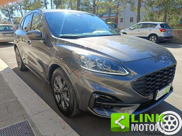 FORD Kuga 2.5 Full Hybrid 190 CVT 2WD ST-Line Design