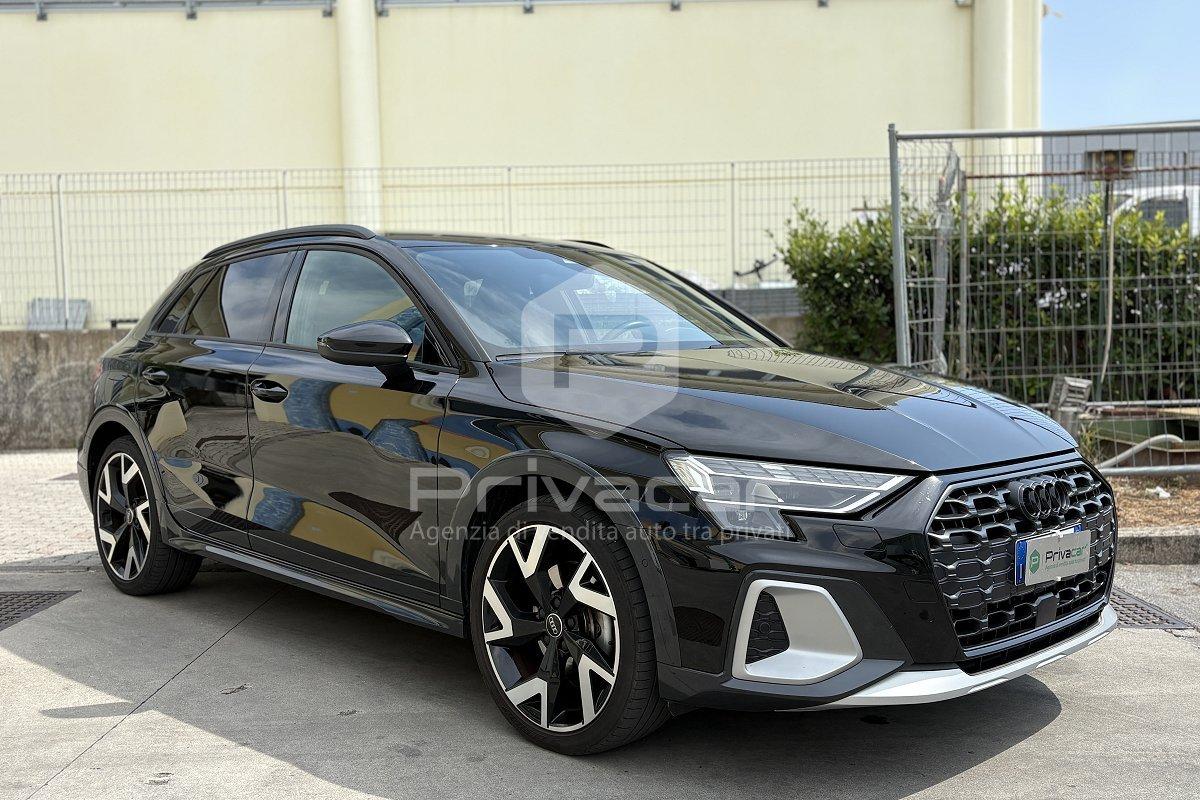 AUDI A3 allstreet 35 TFSI S tronic Identity Contrast
