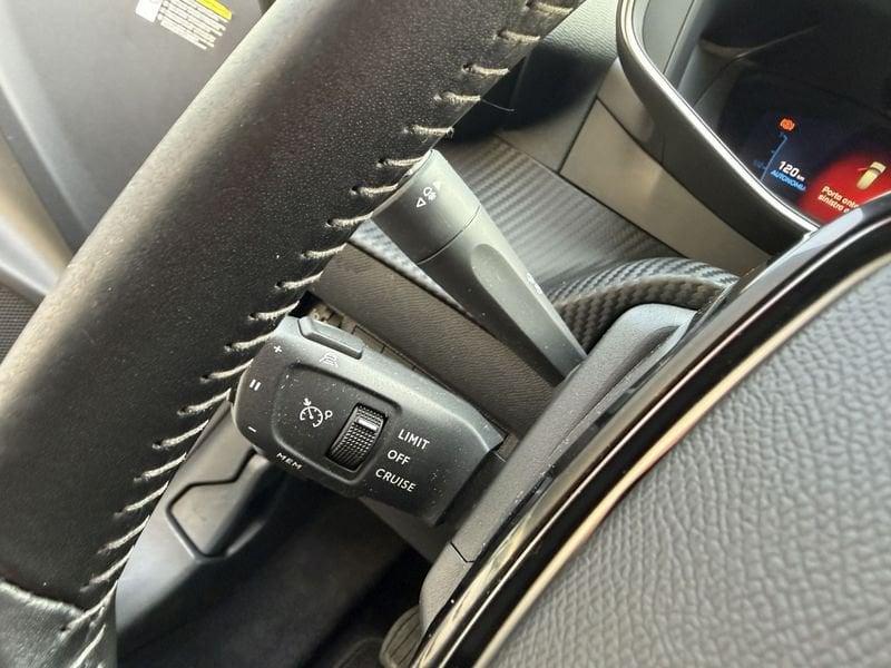 Peugeot 208 208 1.2 puretech Allure Navi Pack s&s 100cv my20 FULL OPTIONAL