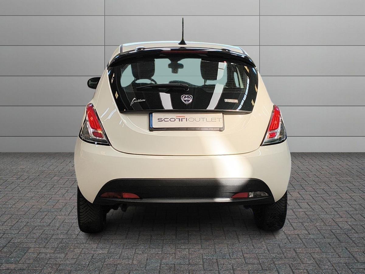 LANCIA Ypsilon III 2021 - Ypsilon 1.0 firefly hybrid Silver s&s 70cv