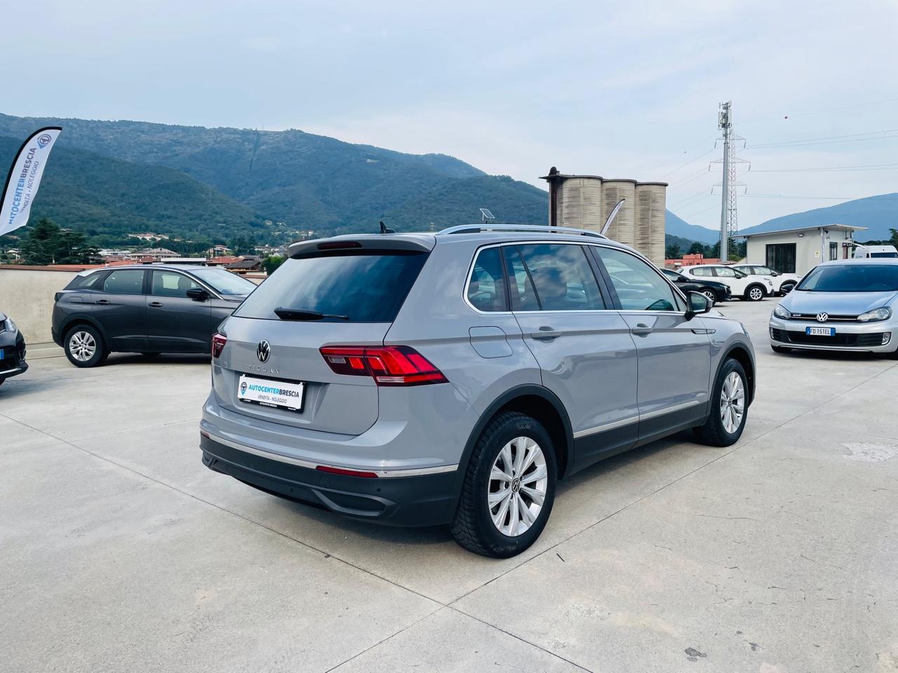 Volkswagen Tiguan 2.0 TDI 150 CV SCR DSG Life Euro 6E UniProprietario