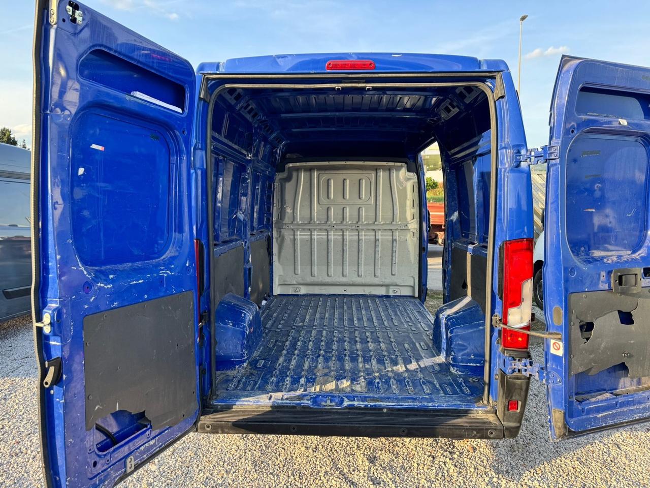 Peugeot Boxer 2.2 BlueHDi Cargo L2H2 Iva Compresa