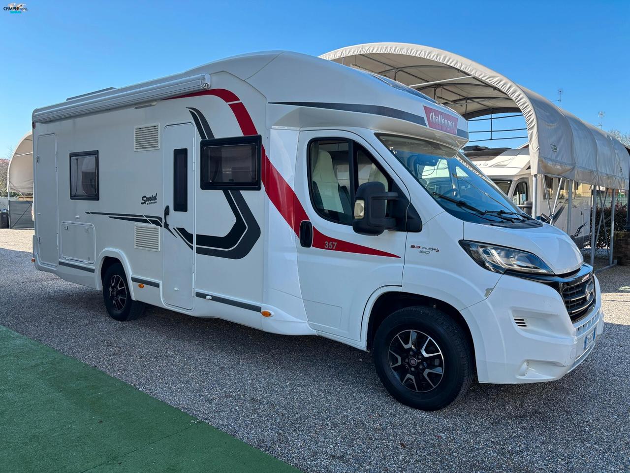 Challenger GENESIS 357 SPECIAL EDITION - LETTI GEMELLI IN CODA