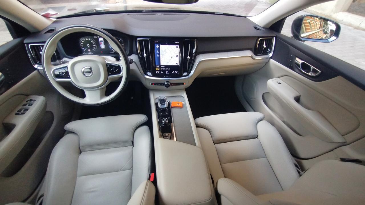 Volvo V60 B4 (d) Geartronic Inscription