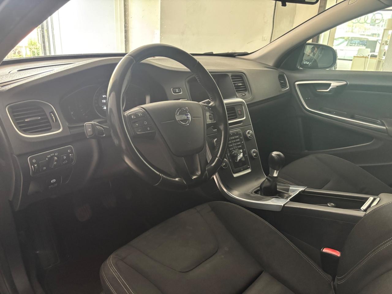 Volvo V60 D2 1.6 Kinetic N1