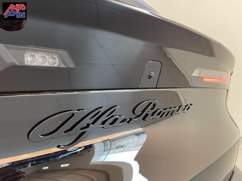 Alfa Romeo Junior 1.2 136 CV Hybrid eDCT6 Speciale+Techno Pack
