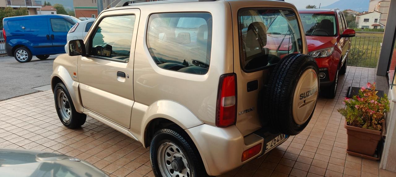 Suzuki Jimny 1.5 DDiS cat 4WD JLX