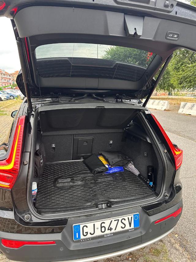 VOLVO XC40 T2 automatico Essential