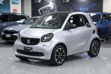 Smart fortwo 1.0 70 cv twinamic Passion