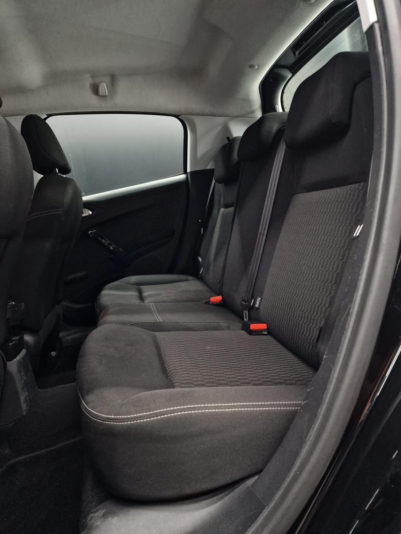Peugeot 208 1.5 BlueHDi 75 5 porte Active