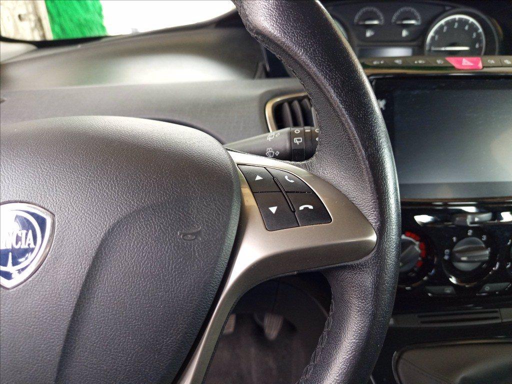 LANCIA Ypsilon 1.0 firefly hybrid Gold s&s 70cv 5p.ti del 2023