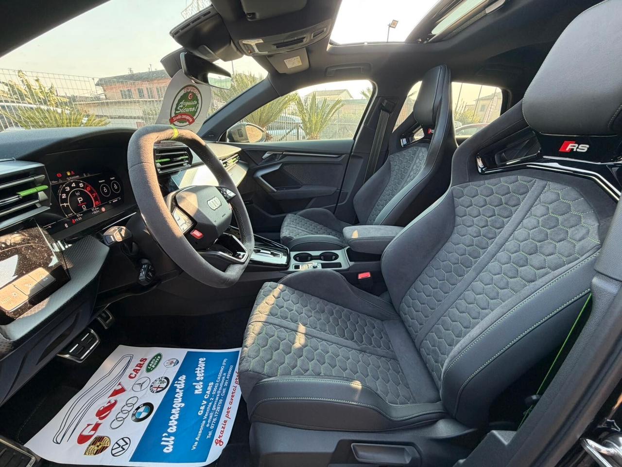 Audi RS3 2.5 TFSI S.BACK 400 CV *PANORAMA*HEAD*FULL CARBON