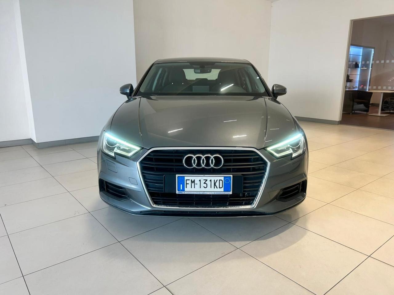 Audi A3 Sedan 1.6 TDI 116 CV S tronic