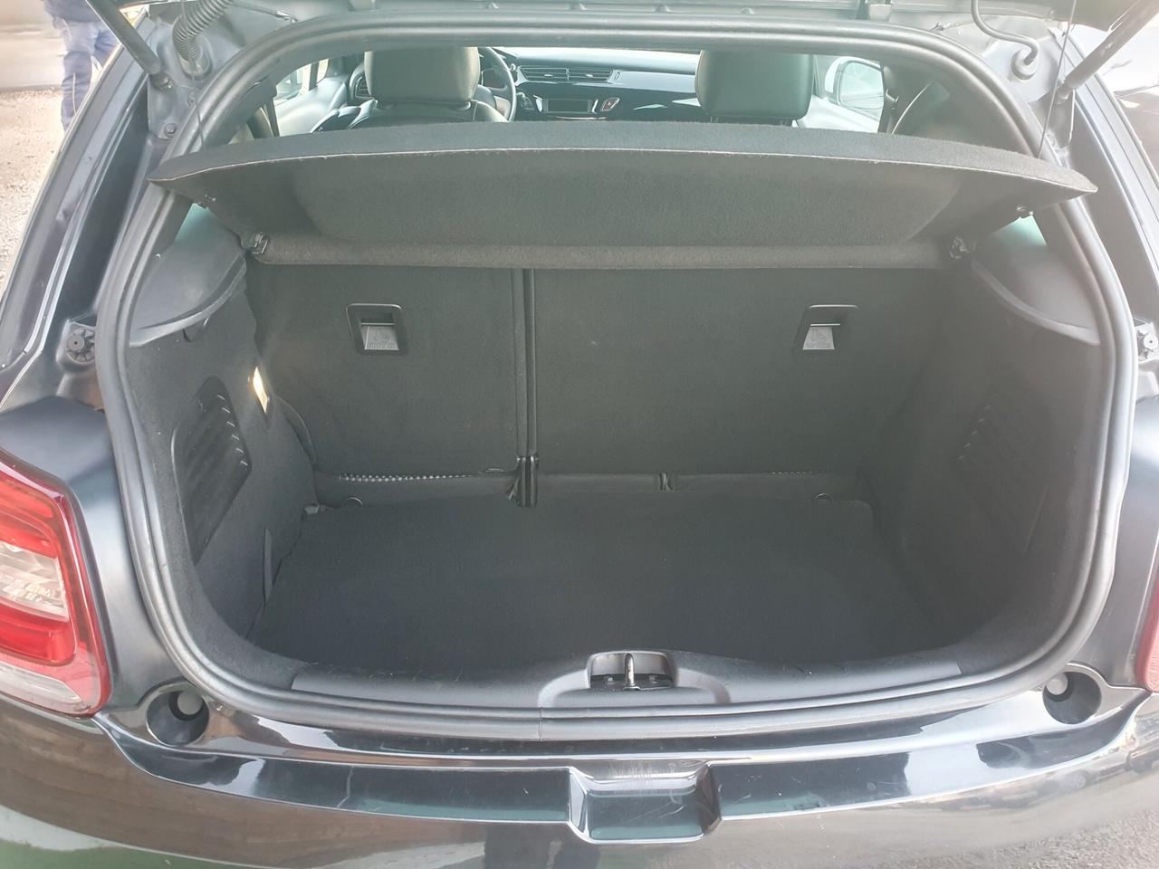 Ds DS3 3 1.4 HDi 70 Just Black