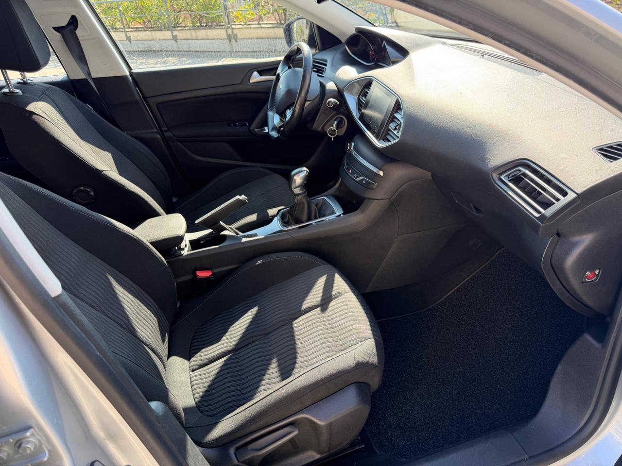 Peugeot 308 1.6hdi 92cv euro5 - 2014 unico proprietario