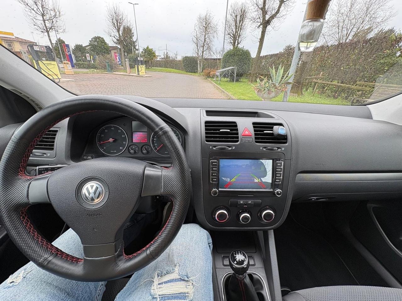 Volkswagen Golf 1.6 Benz 2006 NEOPATENTATI