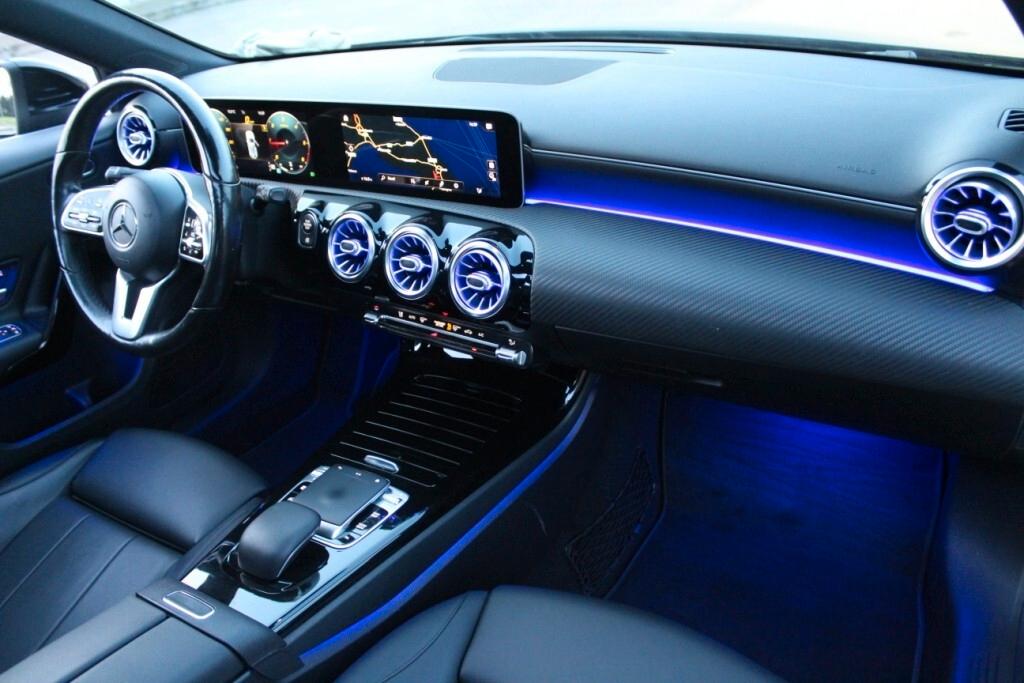MERCEDES Classe A 180 d Aut. *Tetto *Luci Ambiente