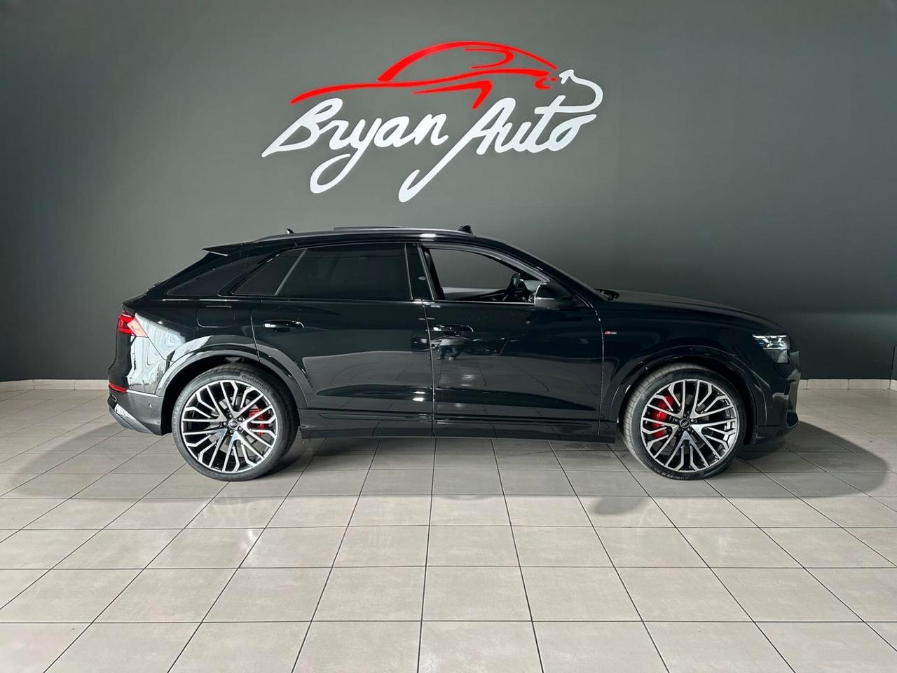 Audi Q8 SUV 50 TDI 286 CV quattro tiptronic S line edition IVA ESPOSTA