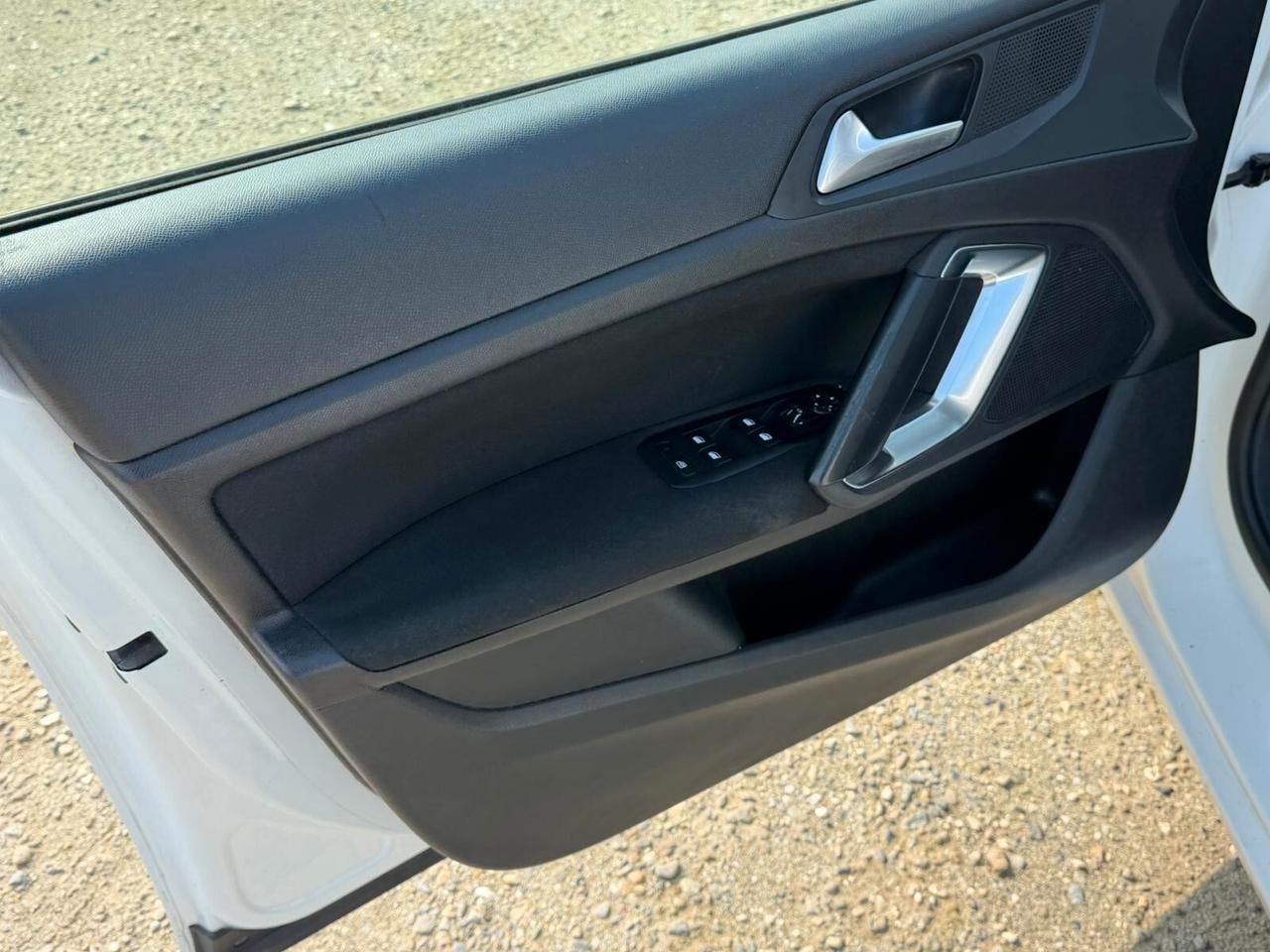 Peugeot 308 BlueHDi 120 S&S EAT6 GT Line