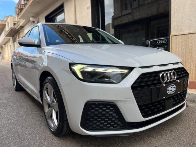 AUDI A1 1.0 TFSI Admired *FullLED*CockPit*