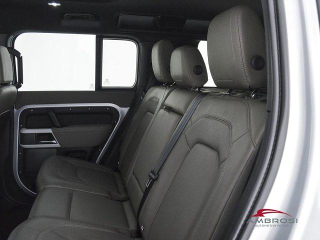 LAND ROVER Defender 110 3.0d i6 mhev SE awd 200cv auto - AUTOCARRO N1