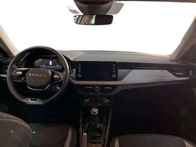 Škoda Kamiq 2024 1.0 tsi Black Dots 115cv