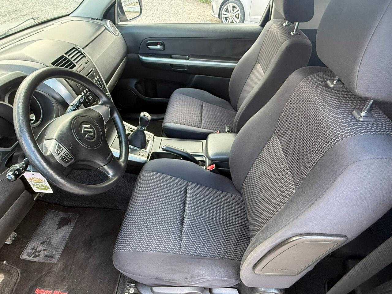 Suzuki Grand Vitara 1.9 DDiS 3p. Evolution Navi