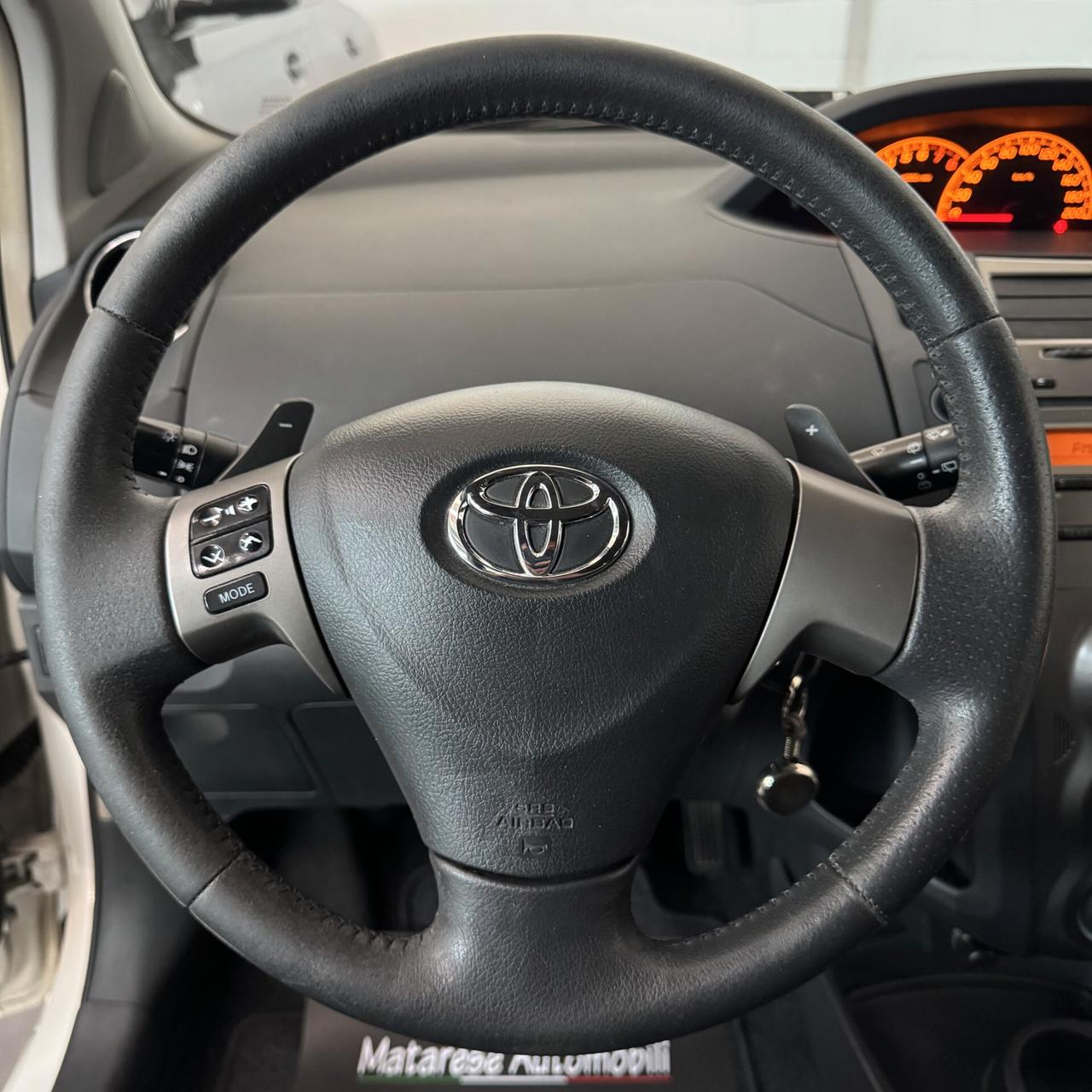 Toyota Yaris Sol 5p 1.3cc 100cv OK Neopatentati Automatica