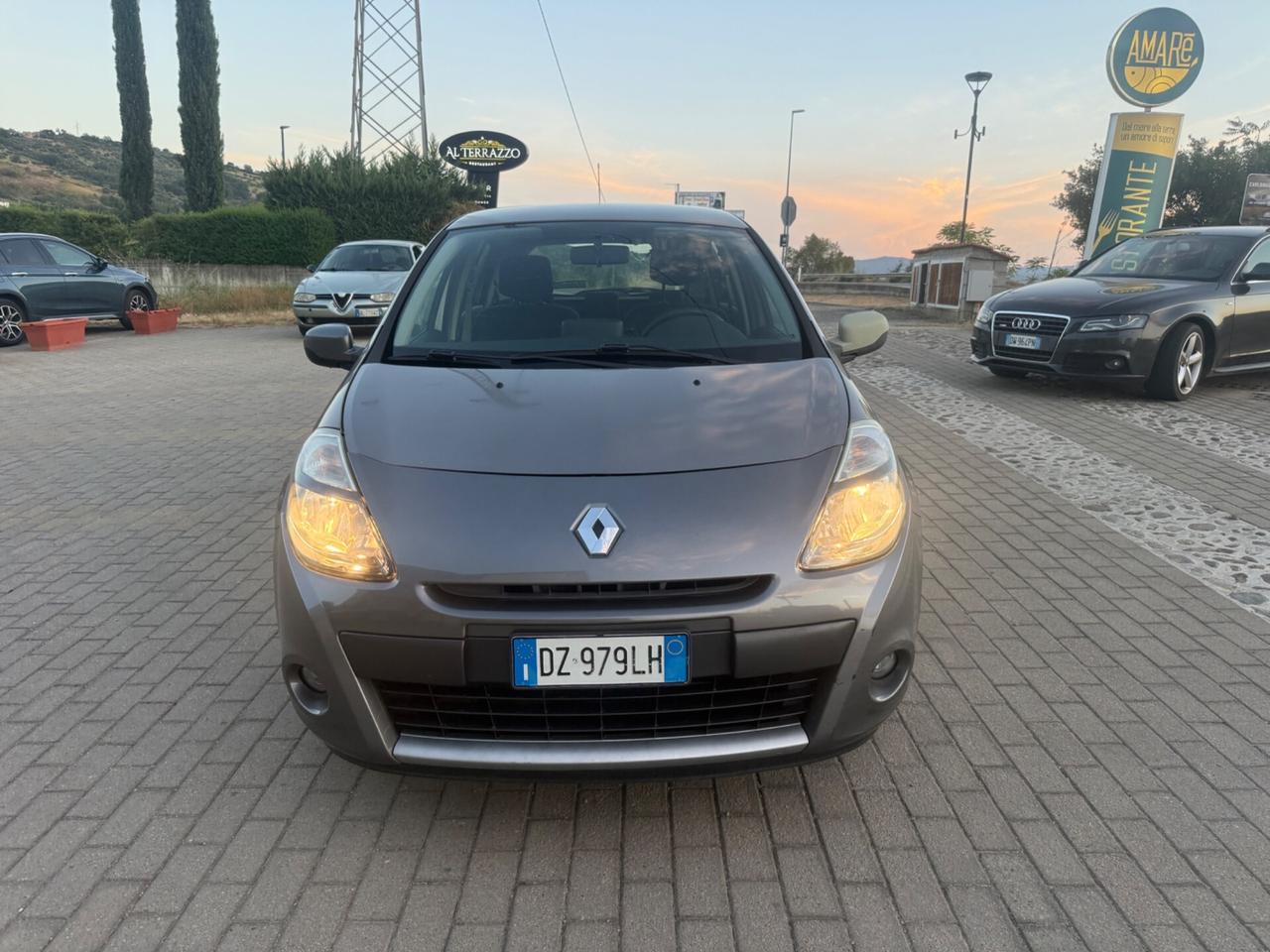 Renault Clio 1.2 16V 5 porte Luxe