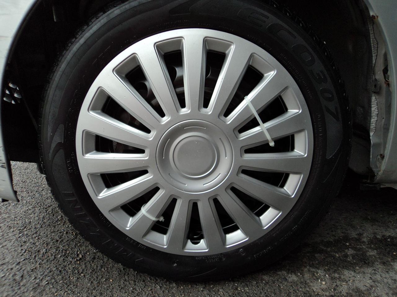 Peugeot 107 1.0 68CV 5p. Desir