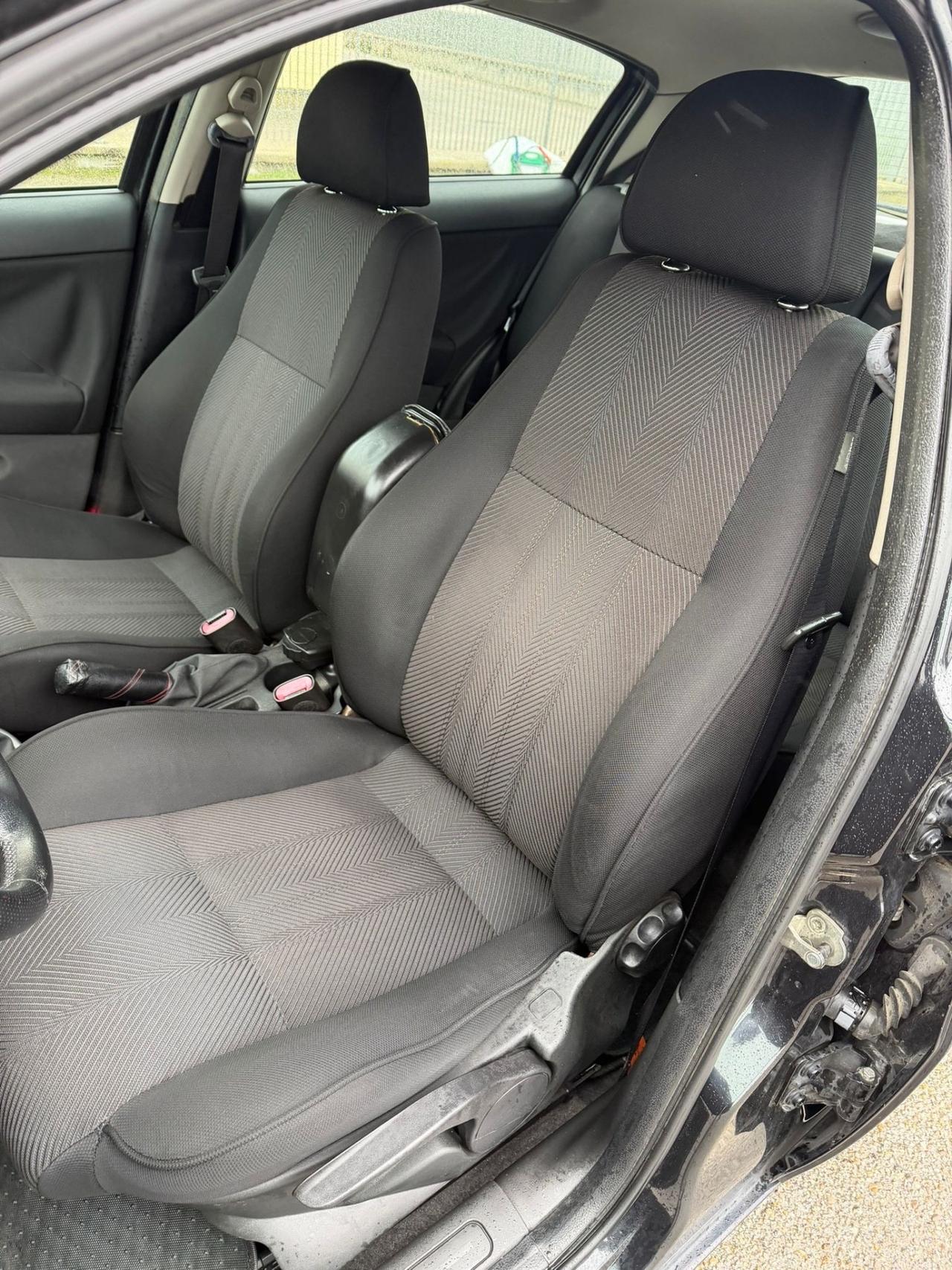 Alfa Romeo 147 1.9 JTD (120) 5 porte Progression