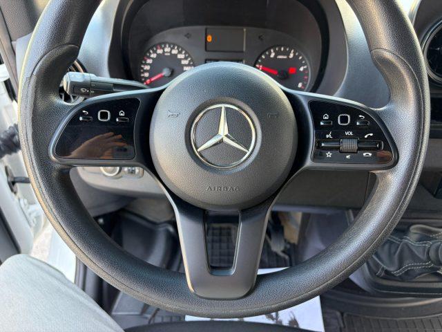 MERCEDES-BENZ Sprinter F39/33 311 CDI FWD TA Furgone