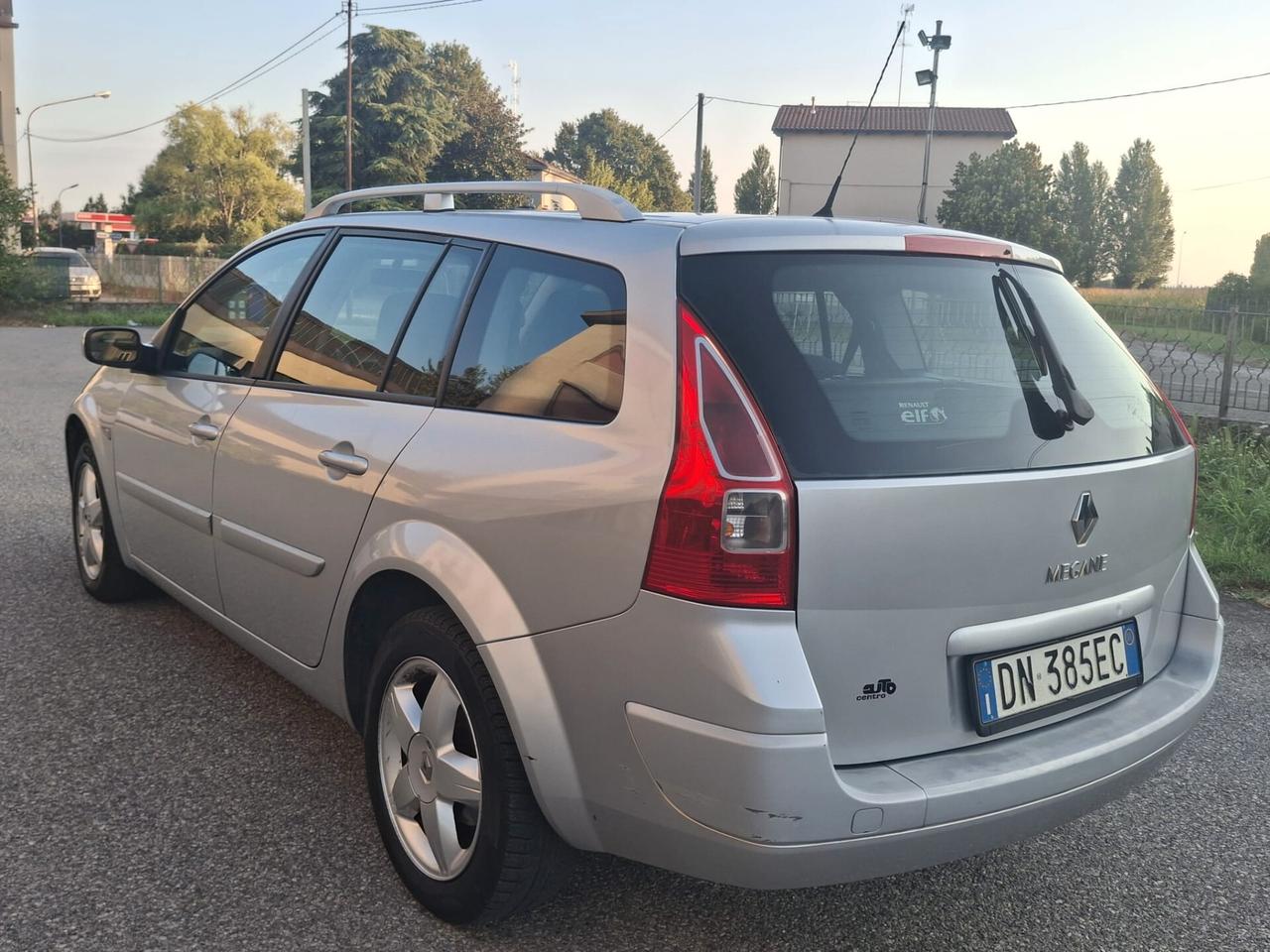 Renault Megane Mégane 1.5 dCi/85CV Grandtour Serie Speciale