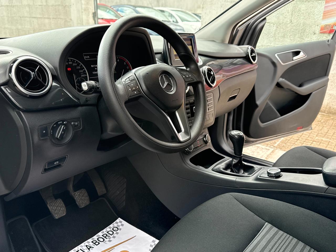 Mercedes B 180CDI BlueEFFICIENCY Executive - 2012